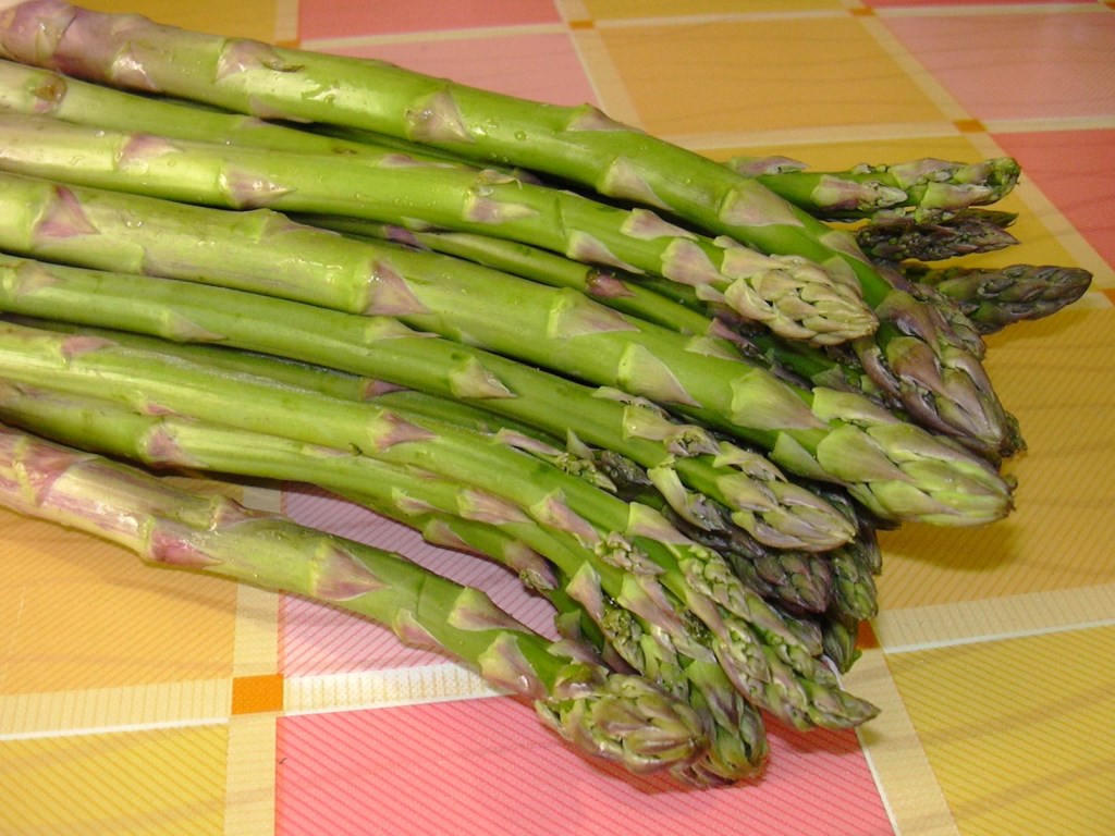 Per il ripieno agli asparagi: