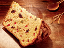 Panettone stuffed with chestnuts