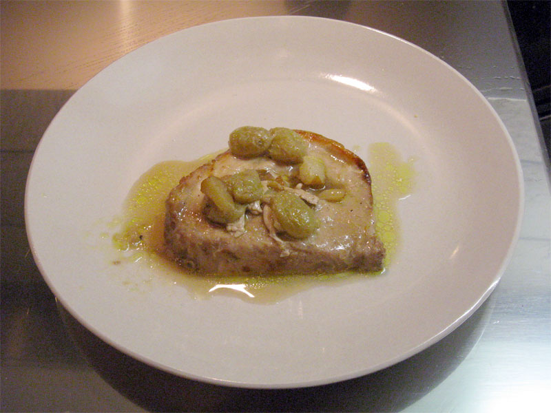 Lonza di maiale con pere e uva alla de ma