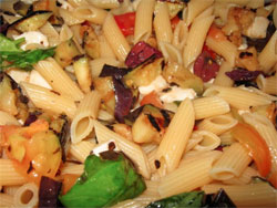 Cold pasta with grilled vegetables and mozzarella