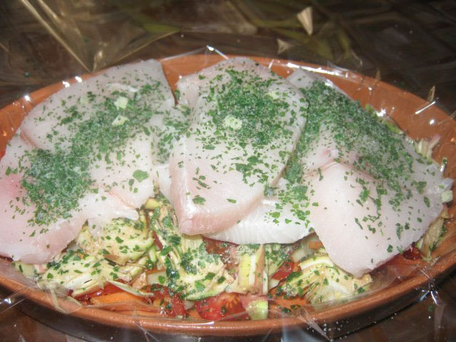 Pesce spada con verdurine in carta fata