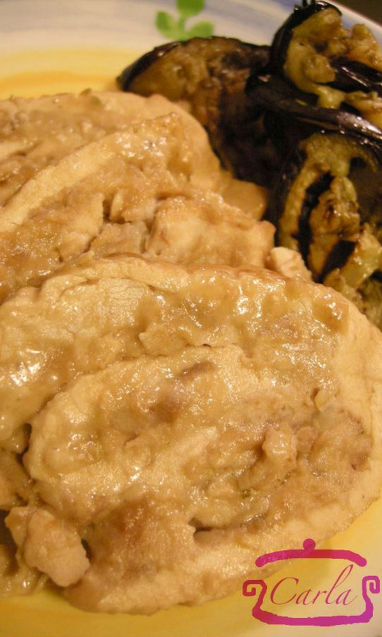 Rollè di tacchino alle castagne Rollè di tacchino alle castagne