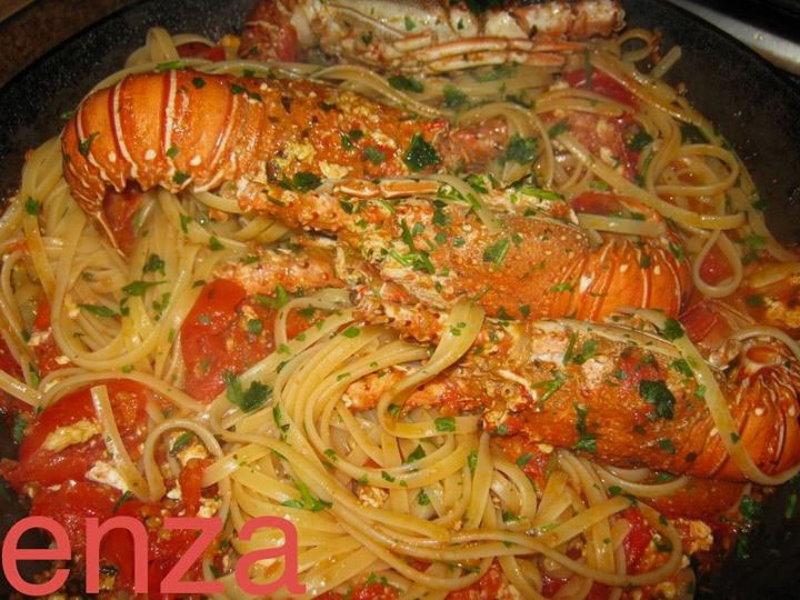 Linguine con aragosta Linguine con aragosta