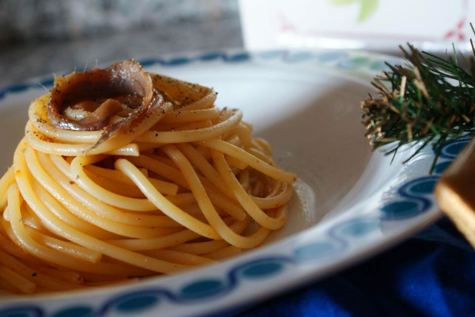 Spaghetti con alici Spaghetti con alici
