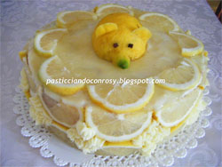 Torta di pandoro al limoncello