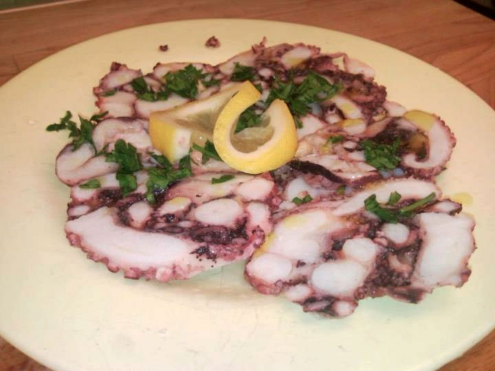 Carpaccio di polpo in bottiglia