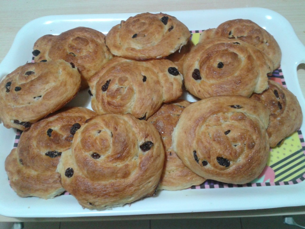 Girelle con uvetta